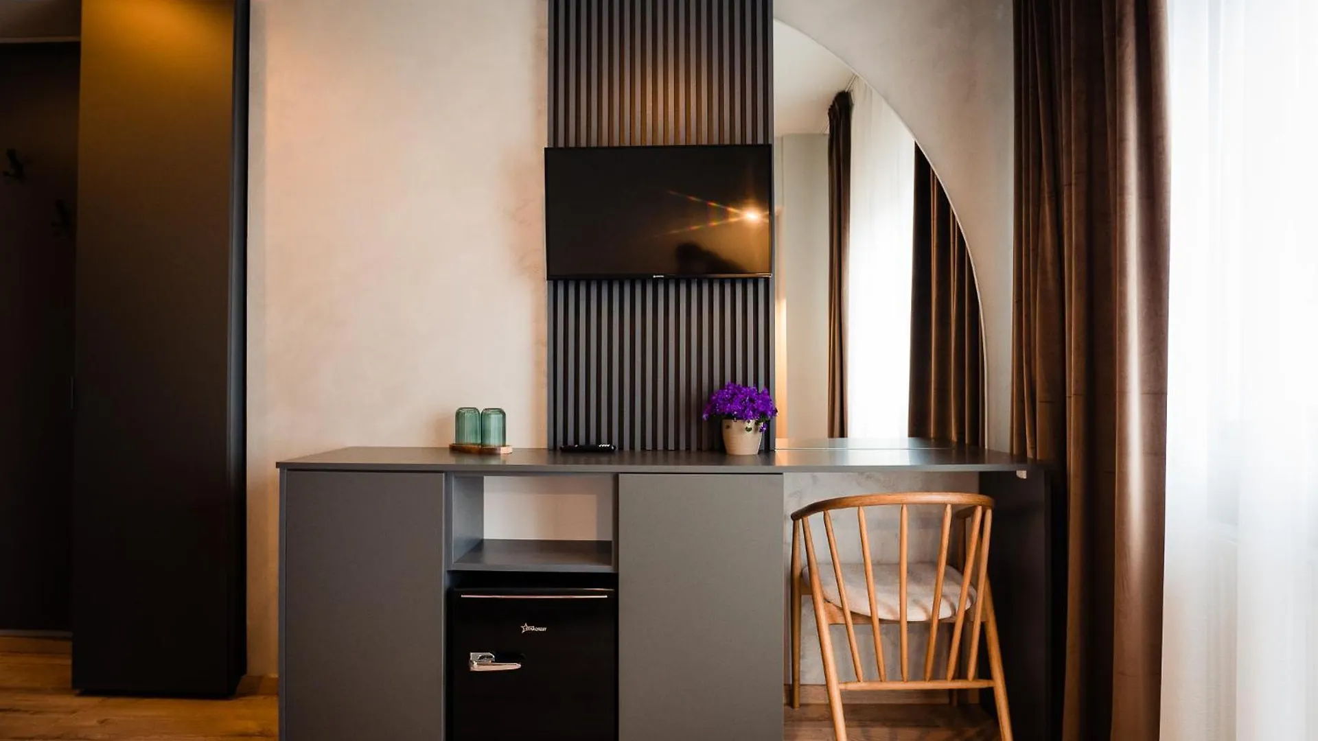 Fly&Stay At George'S Otopeni