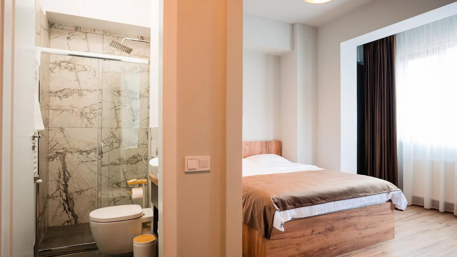 Fly&Stay At George'S Otopeni 0*,  Romania