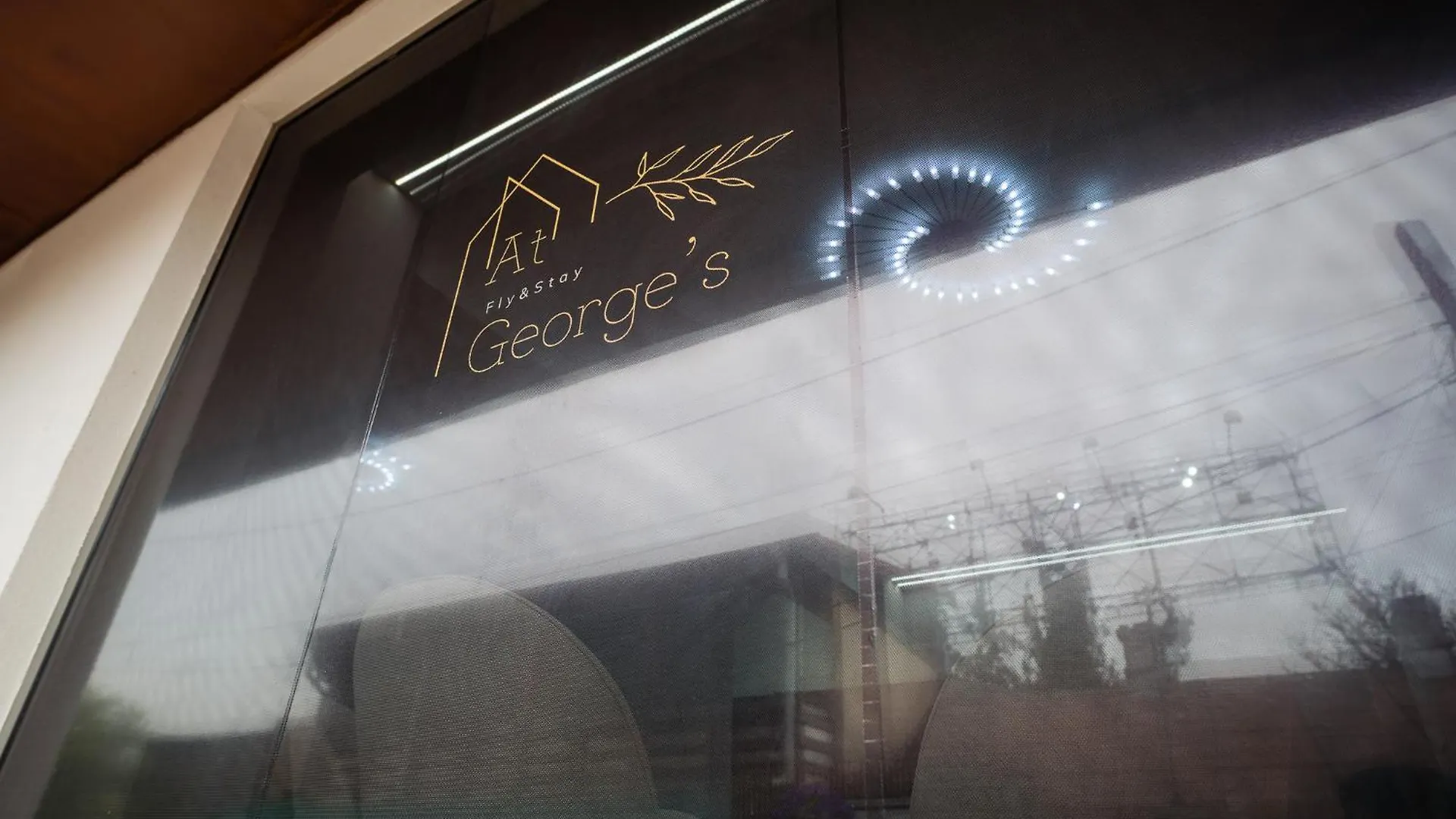 Fly&Stay At George'S Otopeni