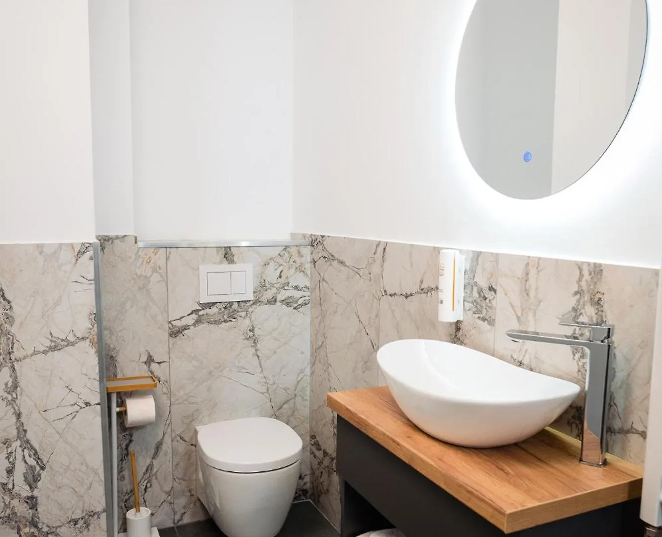 Aparthotel Fly&Stay At George'S Otopeni