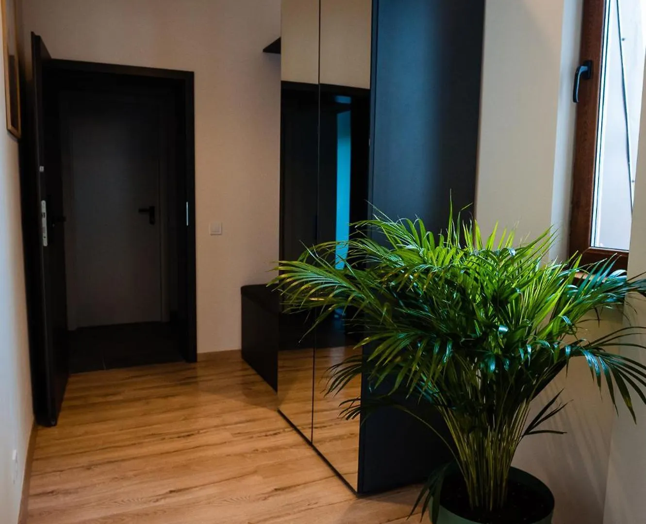 Fly&Stay At George'S Otopeni Aparthotel