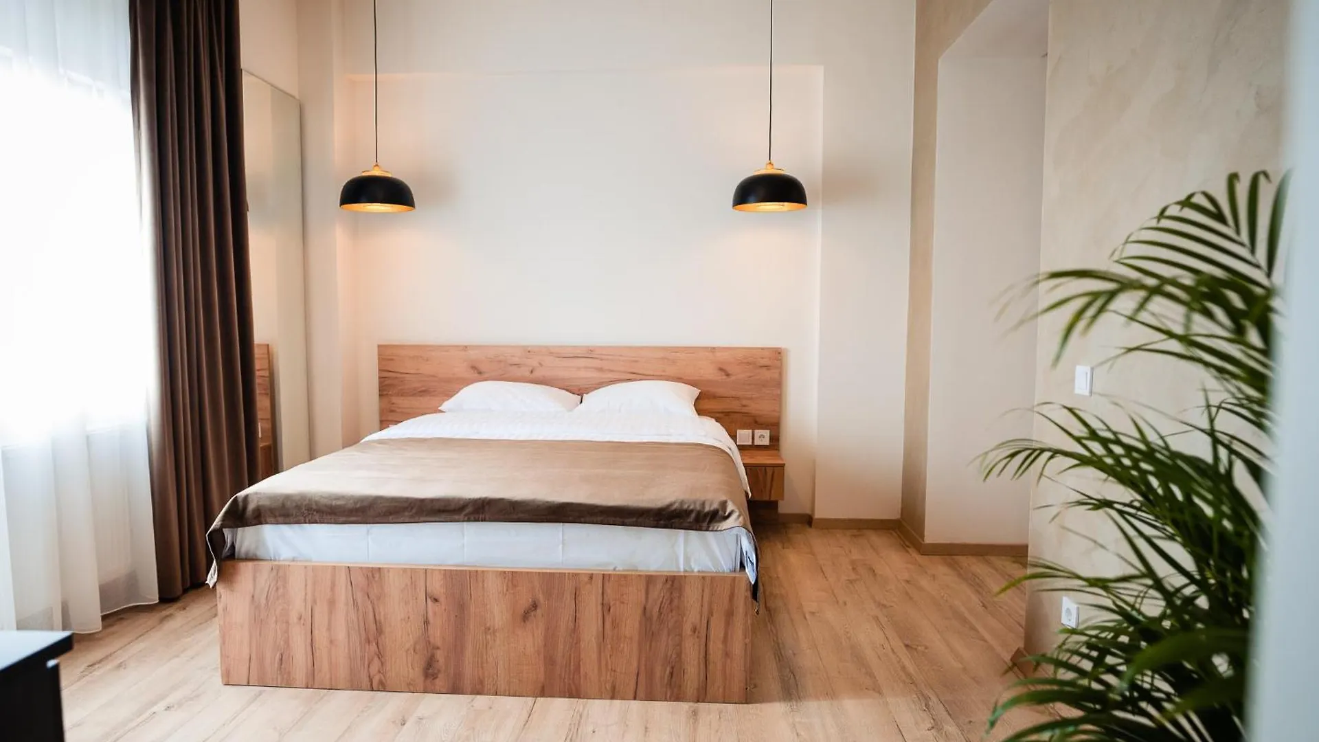Fly&Stay At George'S Otopeni Aparthotel