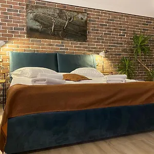Aviator Boutique Апартаменты