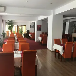 Old Pensiunea Гостевой дом