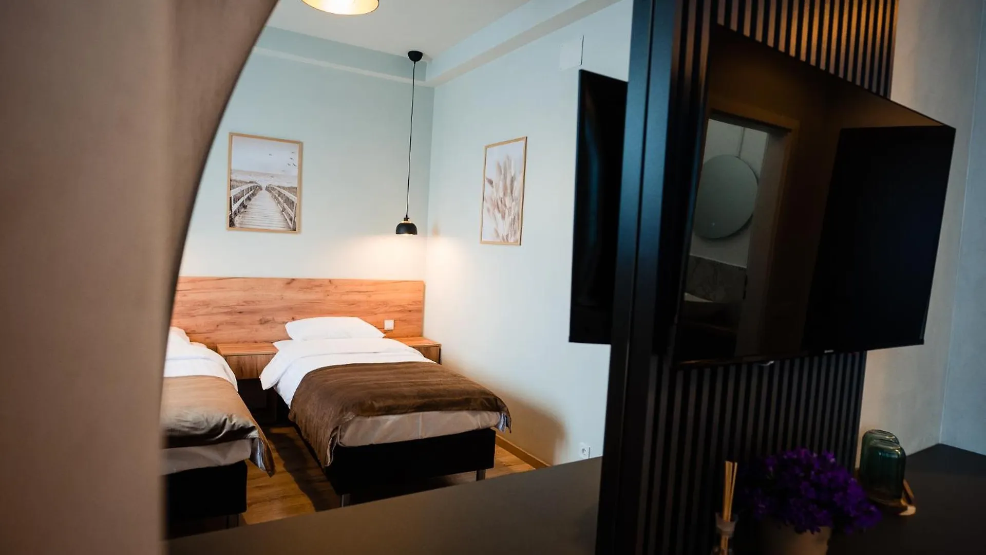 Fly&Stay At George'S Otopeni Aparthotel
