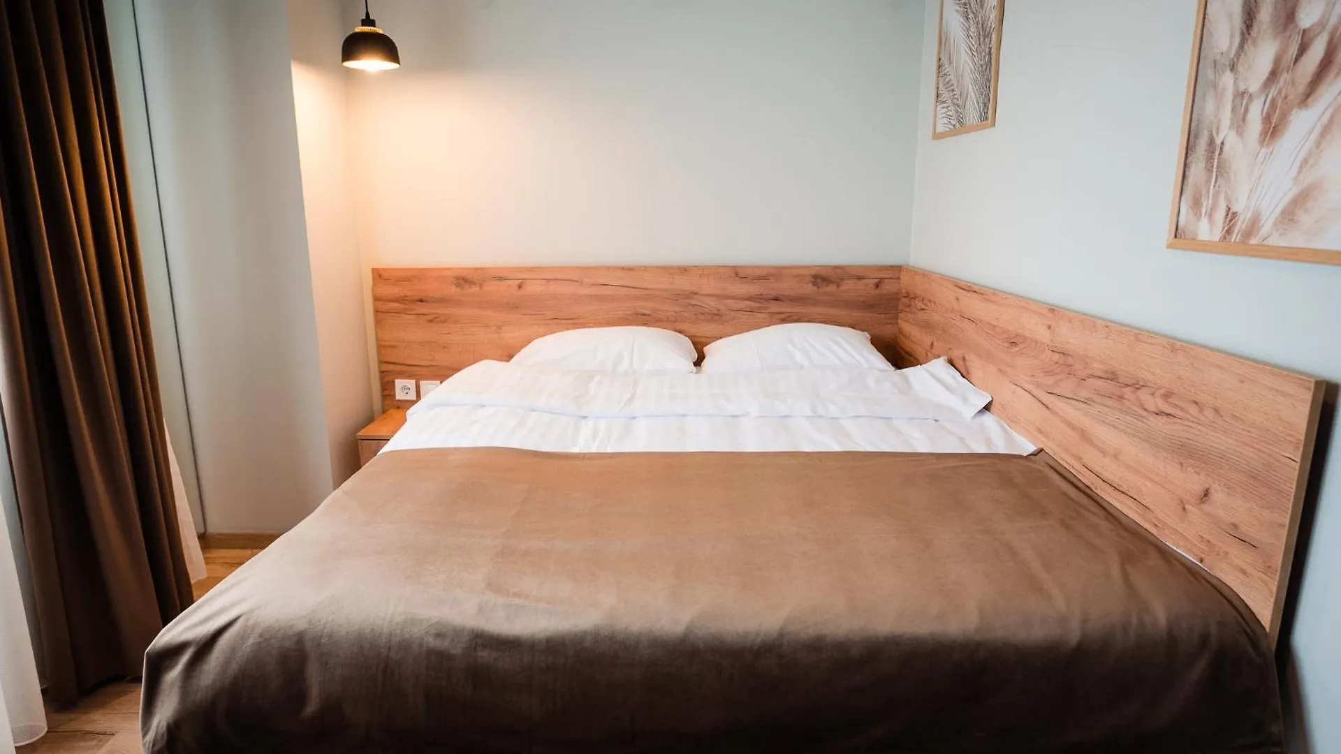 Aparthotel Fly&Stay At George'S Otopeni Romania